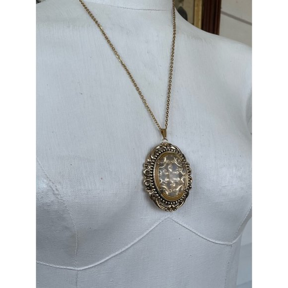 Vintage 1970s Large Brass Oval Pendant Necklace with clear glass BOHO - Picture 8 of 8
